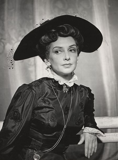 Zofia Mrozowska jako Masza